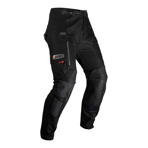 The ADV Rally 5.5 pants blend adventure riding with high- performance enduro features.