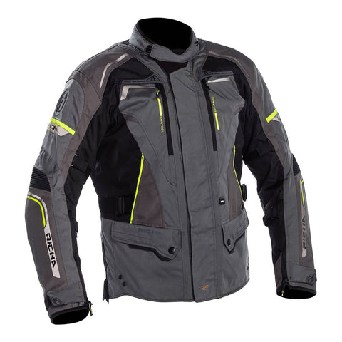 High-quality Cordura® fabric with abrasion-resistant mesh.